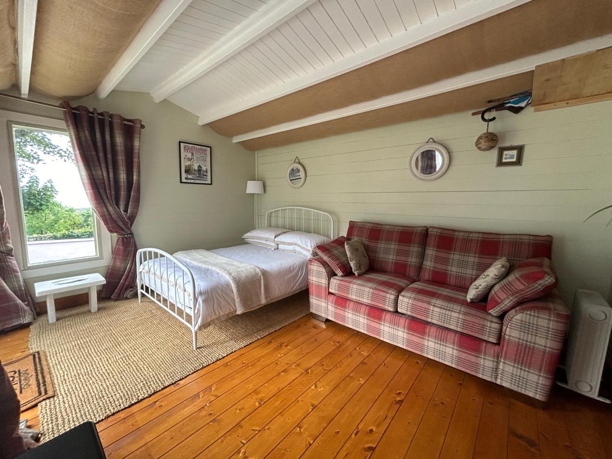 The Creevy Cabin Ballure ภายนอก รูปภาพ
