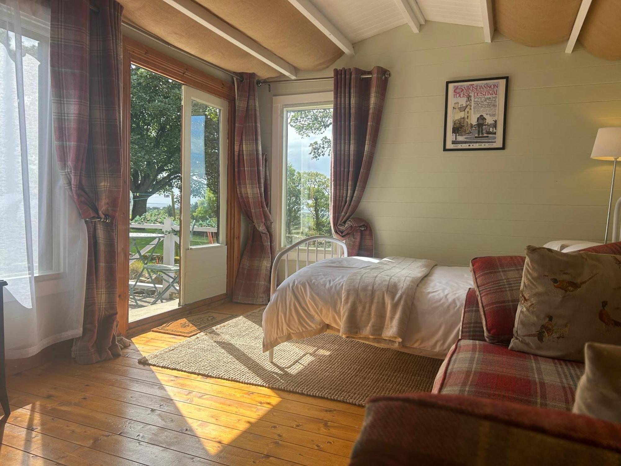 The Creevy Cabin Ballure ภายนอก รูปภาพ