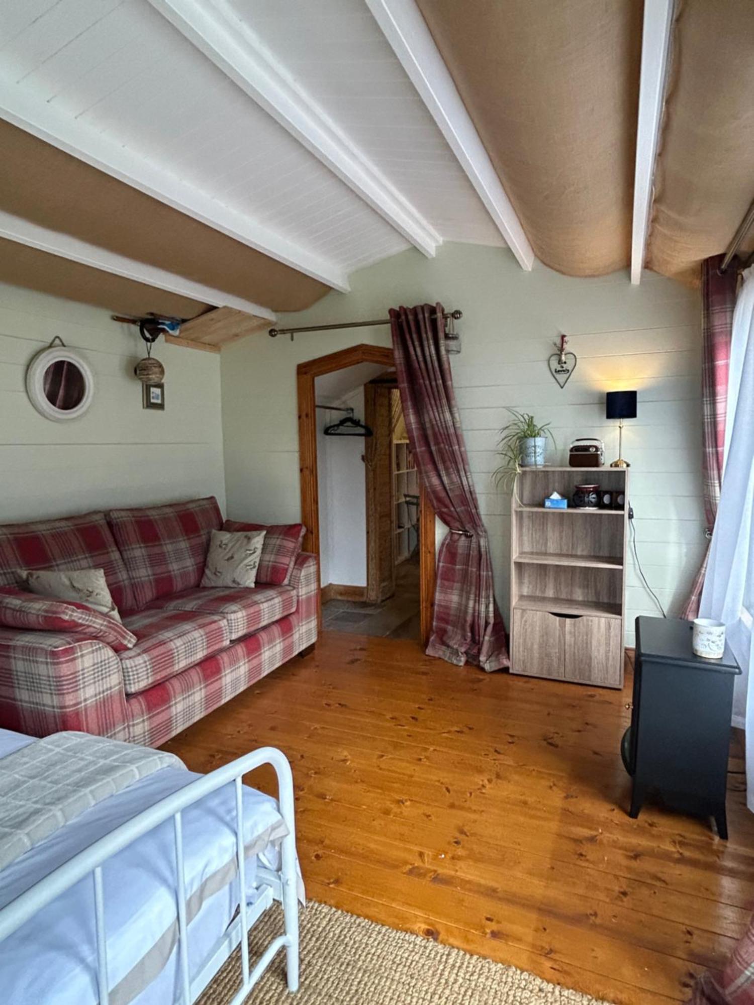The Creevy Cabin Ballure ภายนอก รูปภาพ